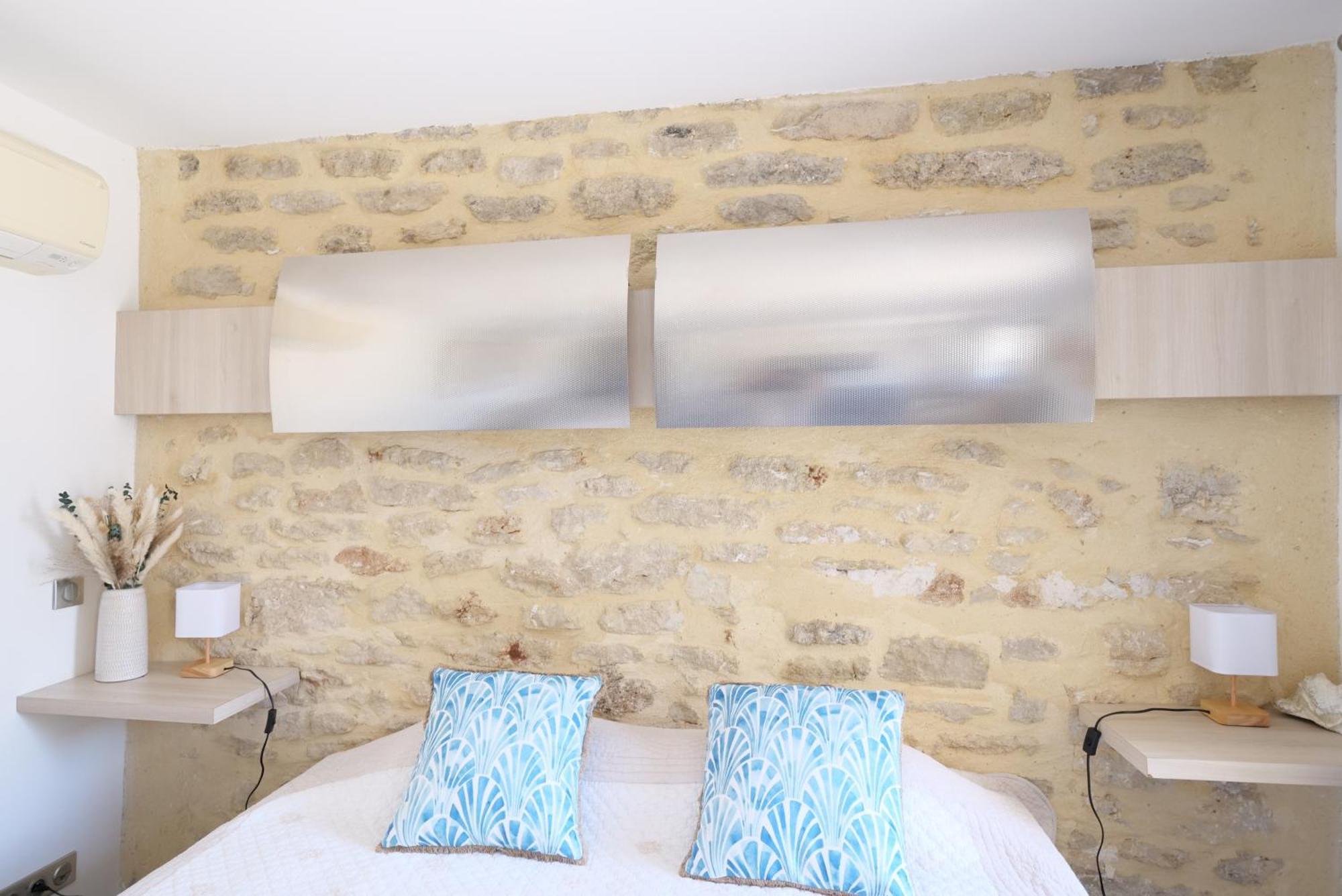 Chambres Du Vieux Bistrot Cabrières-dʼAvignon Eksteriør billede