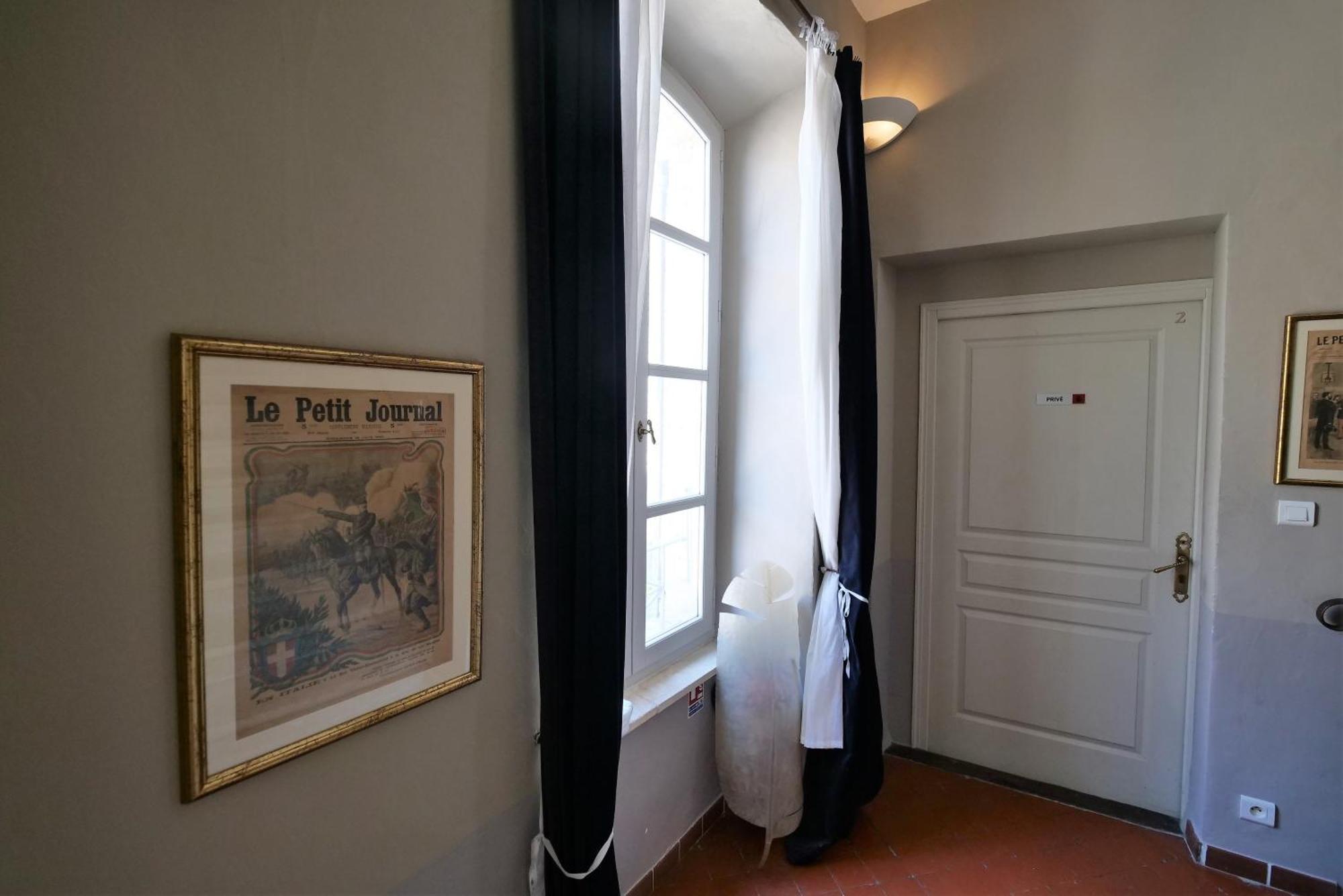 Chambres Du Vieux Bistrot Cabrières-dʼAvignon Eksteriør billede
