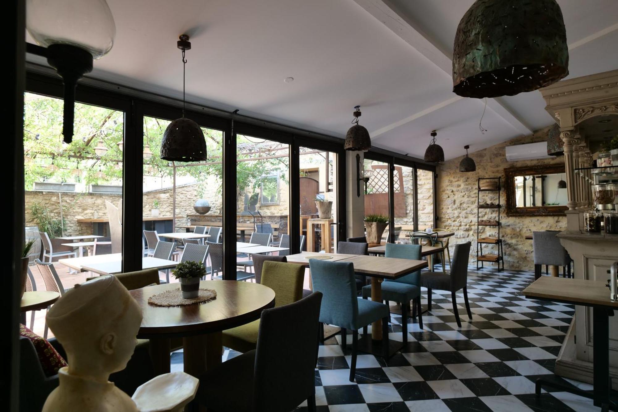 Chambres Du Vieux Bistrot Cabrières-dʼAvignon Eksteriør billede