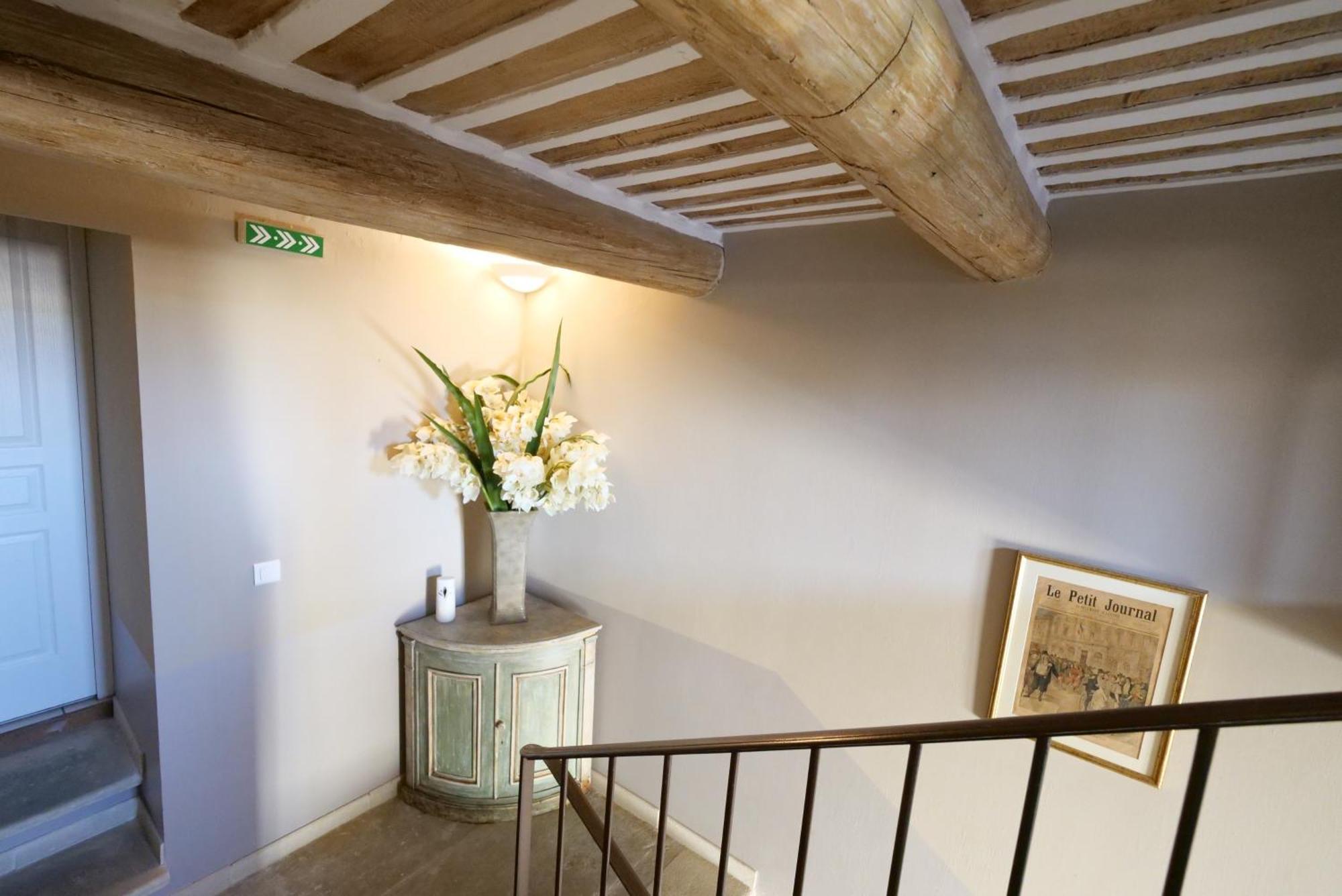 Chambres Du Vieux Bistrot Cabrières-dʼAvignon Eksteriør billede