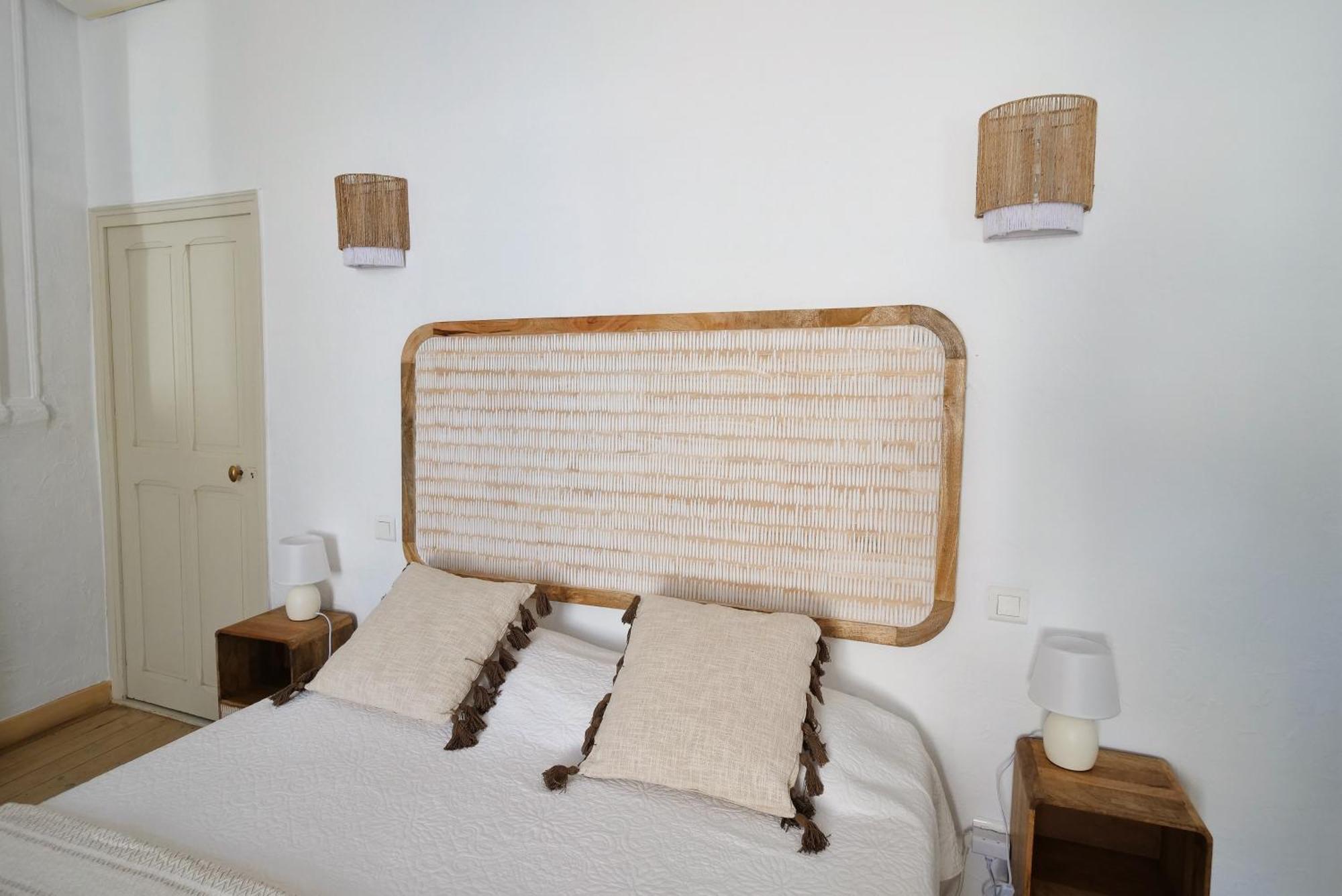 Chambres Du Vieux Bistrot Cabrières-dʼAvignon Eksteriør billede