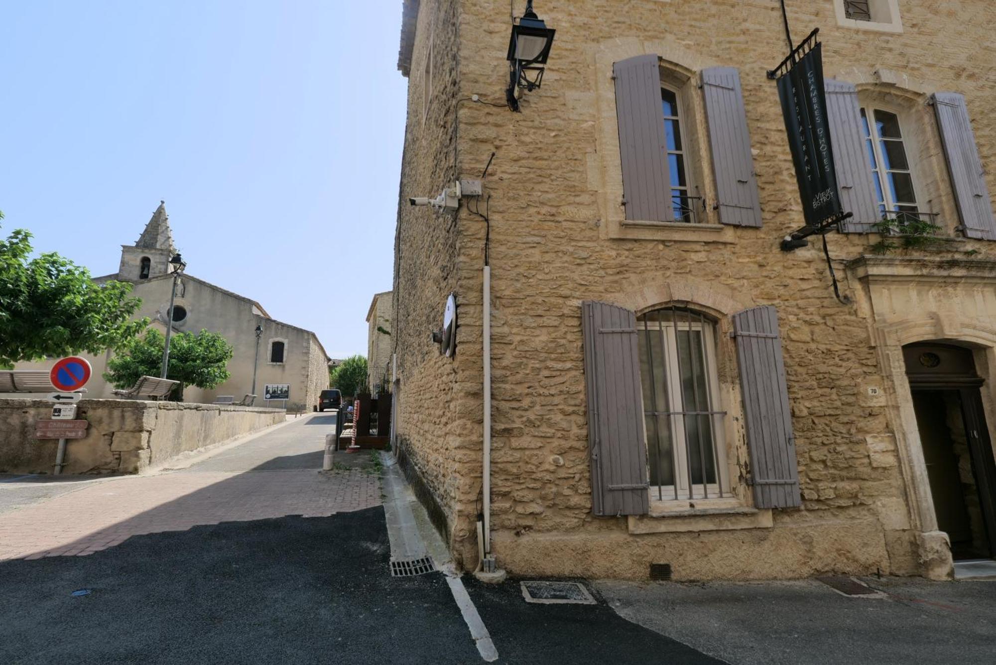 Chambres Du Vieux Bistrot Cabrières-dʼAvignon Eksteriør billede