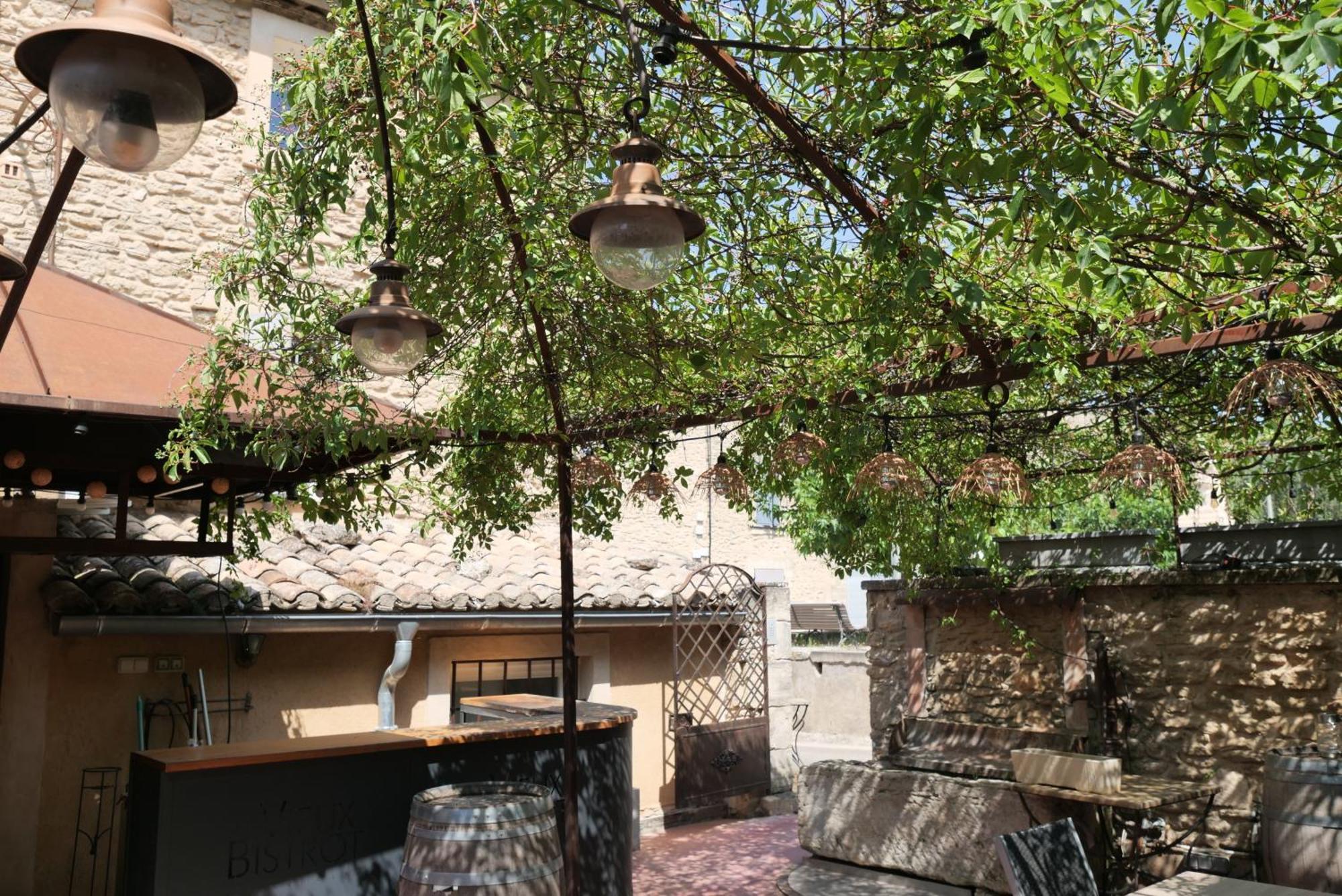 Chambres Du Vieux Bistrot Cabrières-dʼAvignon Eksteriør billede